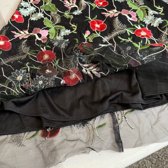 Anthropologie Eva Franco Embroidered Floral Skirt- Size 6 - Picture 8 of 10